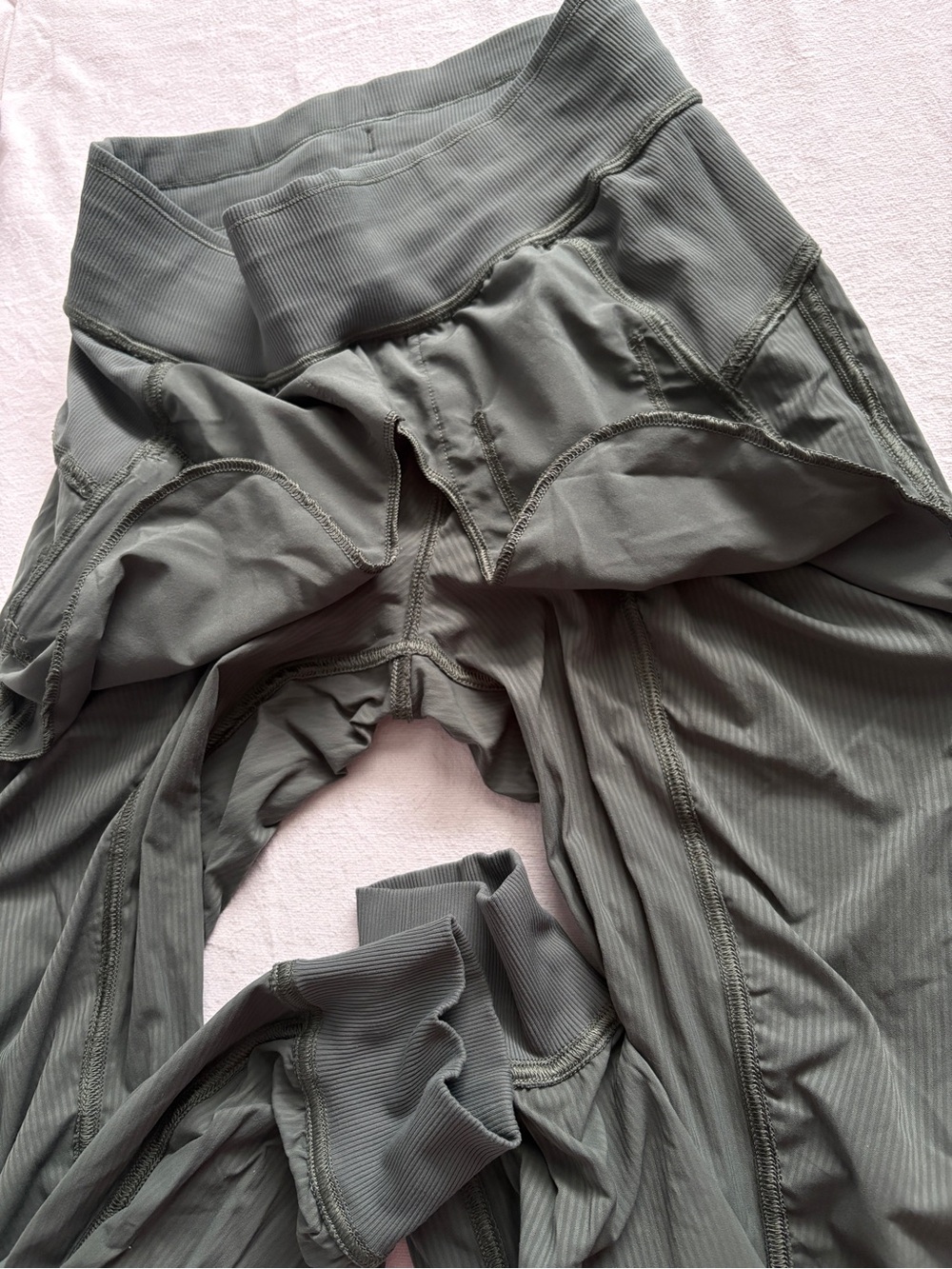 Lululemon Dance Studio Mid Rise Jogger Full Length Army Green - Picture 9 of 16